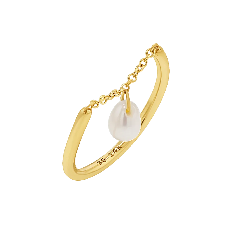 Solitaire Pearl Drop Chain Ring