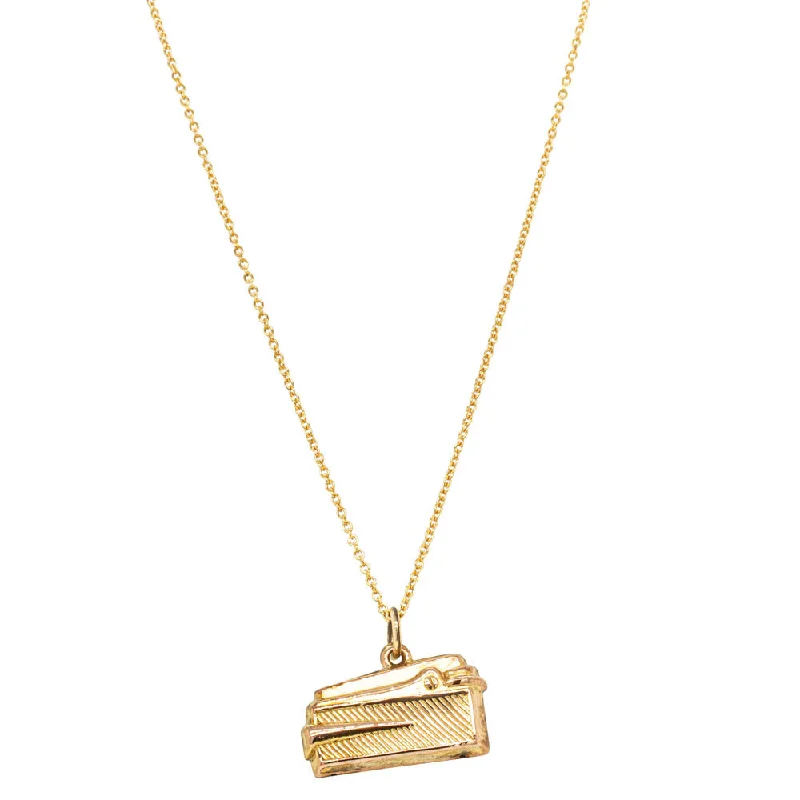 Deja Vu 9ct Yellow Gold Hollow Lighter Necklace