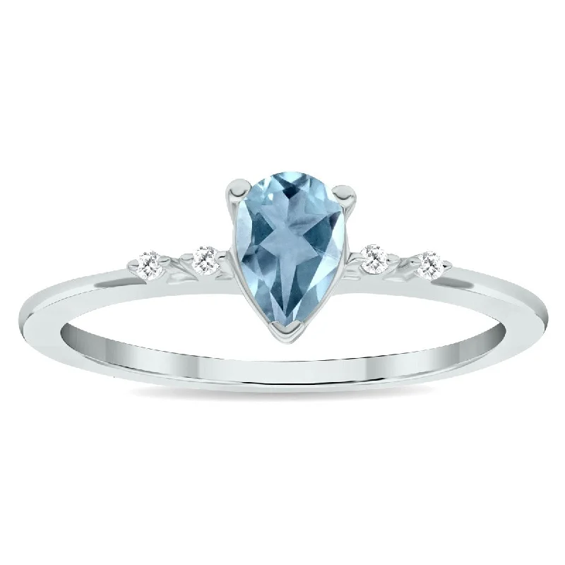 Women's Aquamarine and Diamond Sparkle Ring in 10K White Gold