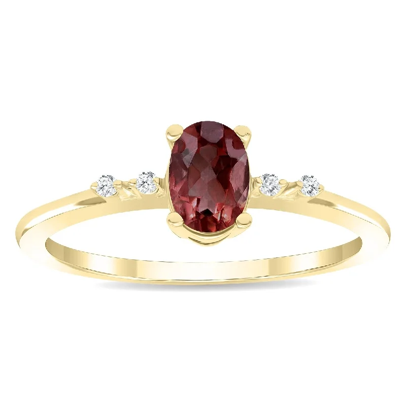 Women's Oval Shaped Garnet and Diamond Sparkle Ring in 10K Yellow Gold