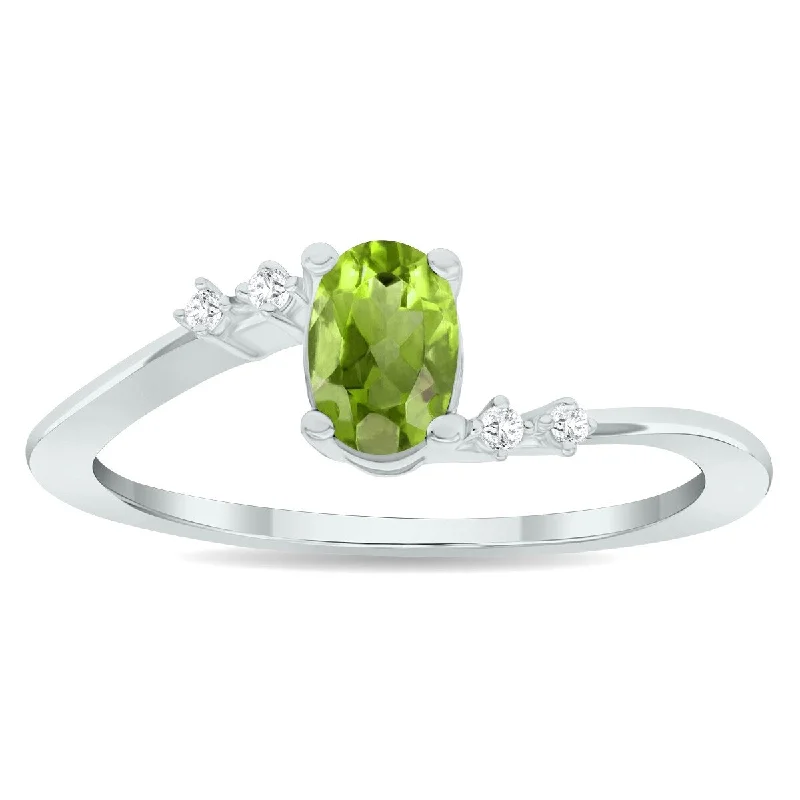 Women's Peridot and Diamond Tierra Ring in 10K White Gold