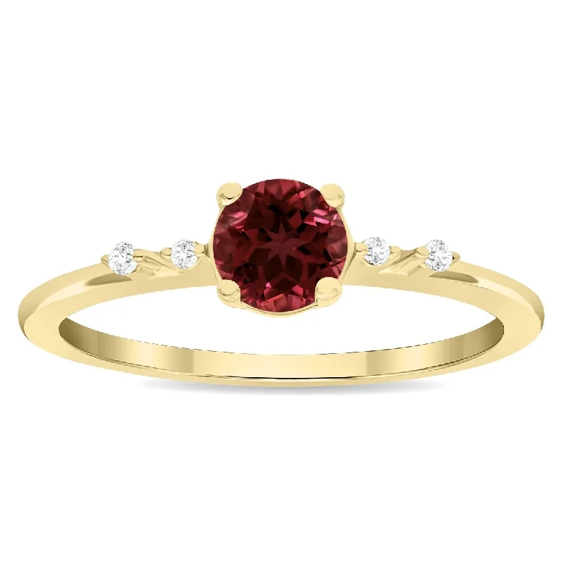 Women's Round Shaped Garnet and Diamond Sparkle Ring in 10K Yellow Gold