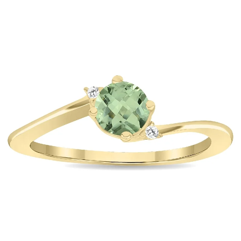 Women's Round Shaped Green Amethyst and Diamond Wave Ring in 10K Yellow Gold